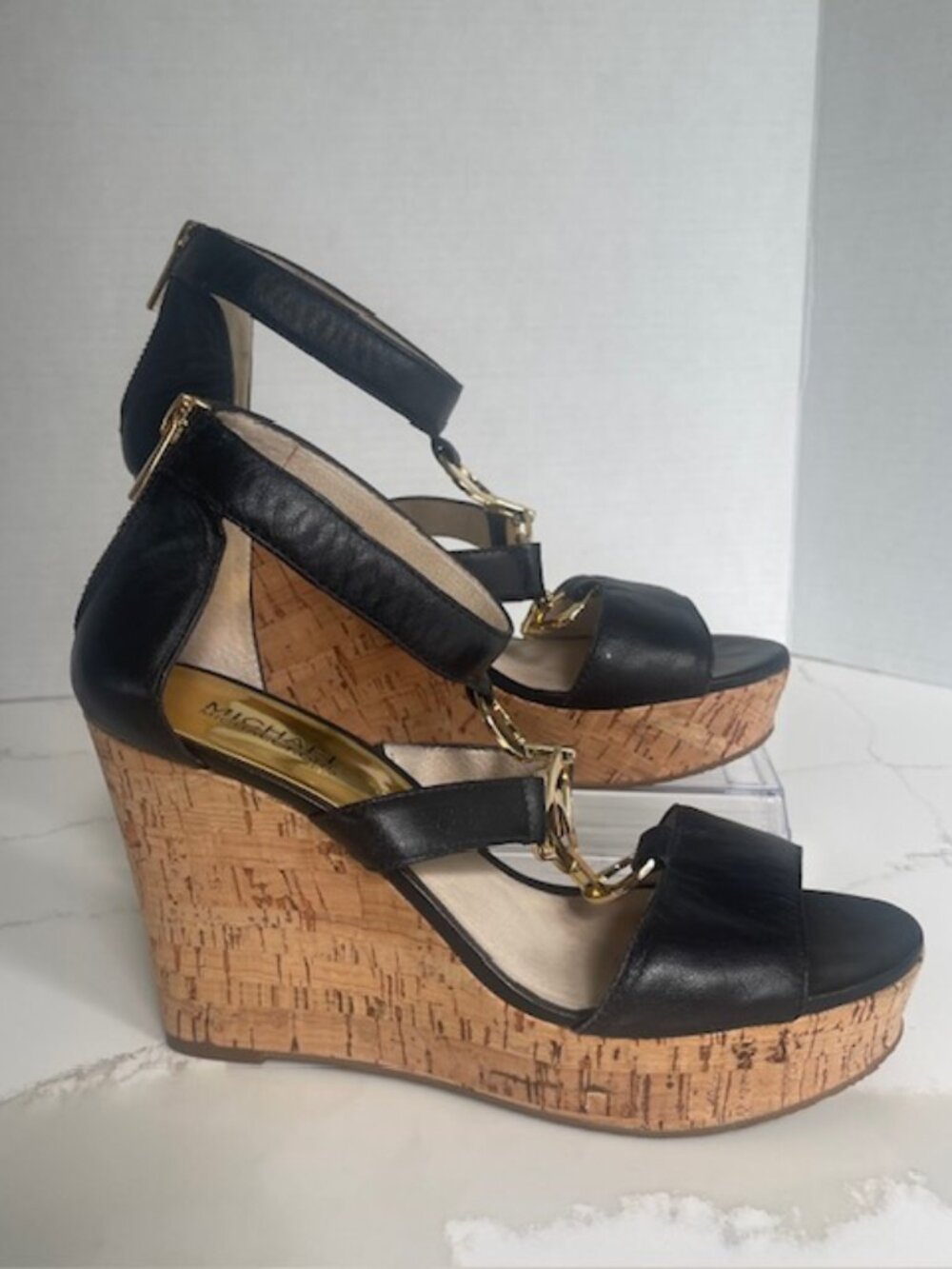 Michael Kors Hyden Black Leather Platform Wedge Sandals w MK Medallion Logo Sz 8